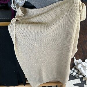 Amma nursing cover